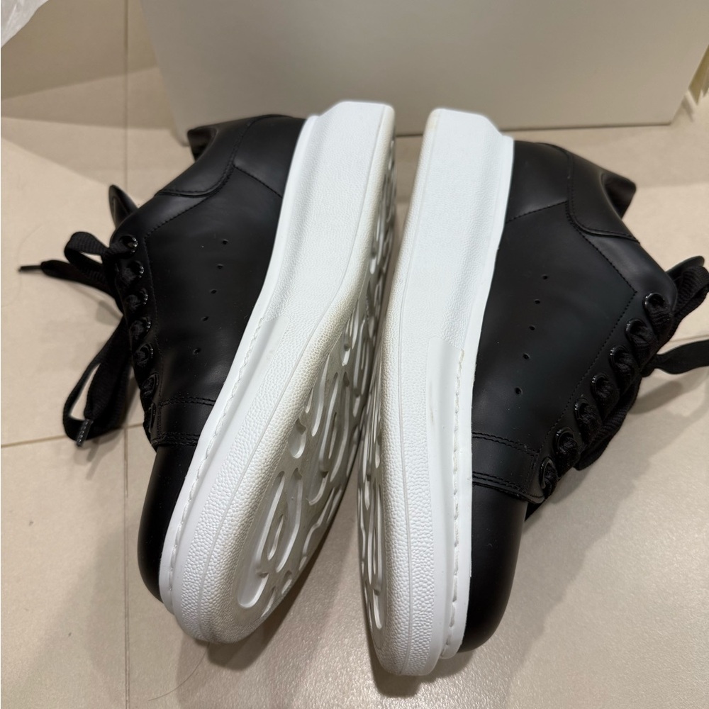 Alexander McQueen Women’s Leather Sneakers - Picture 6 of 12